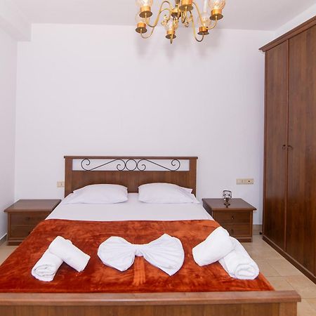 Vintage Blloku Apartment Тирана Екстер'єр фото