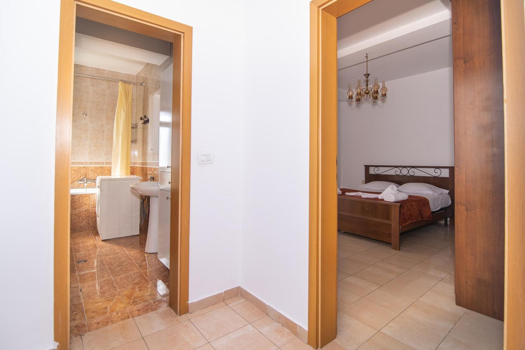 Vintage Blloku Apartment Тирана Екстер'єр фото