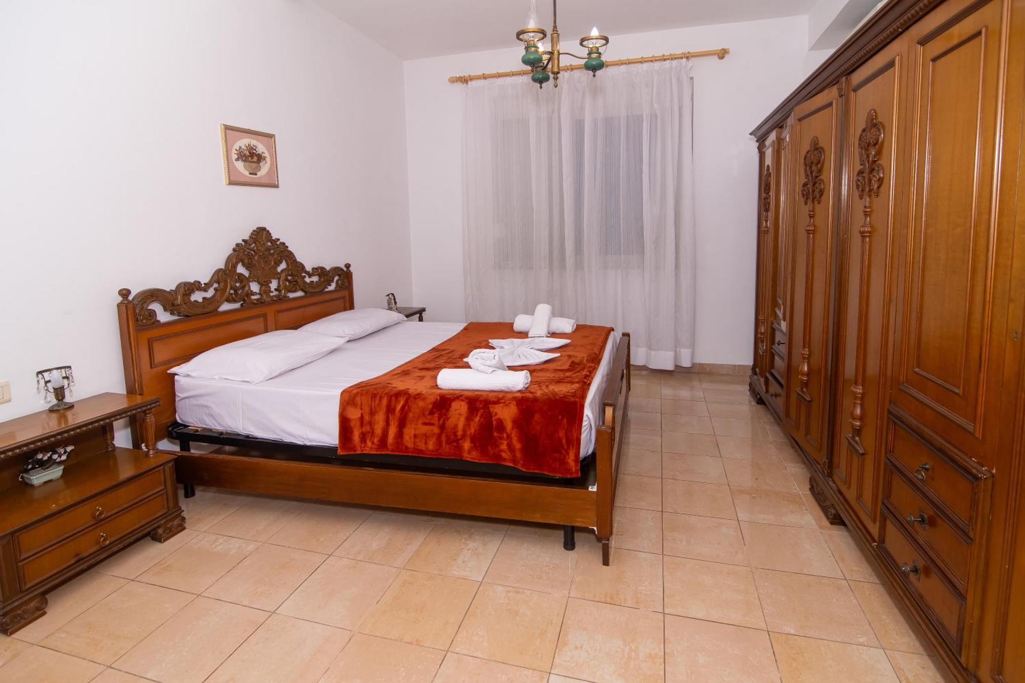 Vintage Blloku Apartment Тирана Екстер'єр фото